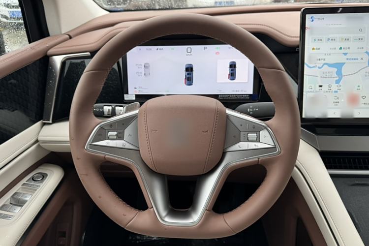 Used BYD Xia 2025 DM-i 1.5T 180km Beyond Edition Steering Wheel