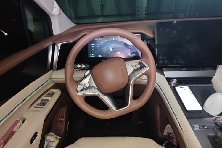 Used BYD Xia 2025 DM-i 1.5T 100km Supreme Edition Steering Wheel