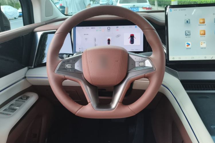 Used BYD Xia 2025 DM-i 1.5T 180km Excellence Model Steering Wheel