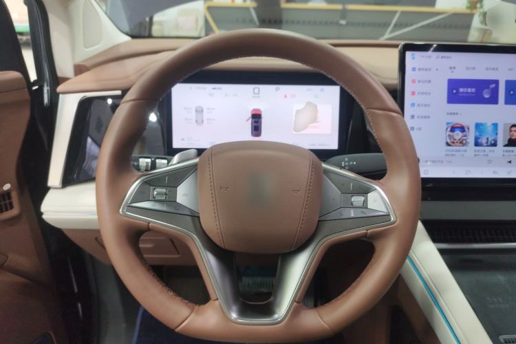 Used BYD Xia 2025 DM-i 1.5T 180km Excellence Model Steering Wheel