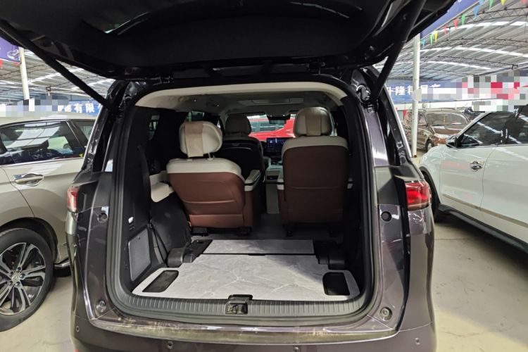 Used BYD Xia 2025 DM-i 1.5T 180km Excellence Model Trunk