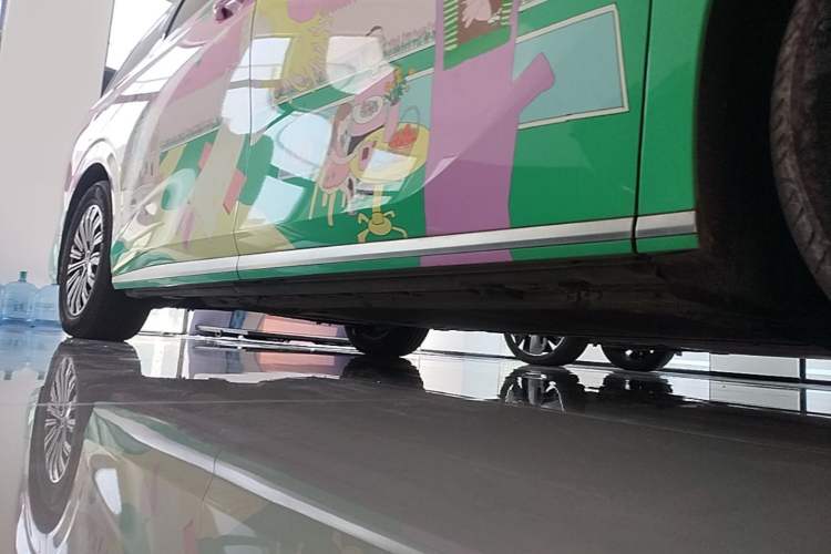 Used BYD Xia 2025 DM-i 1.5T 180km Excellence Model Right Side Sill