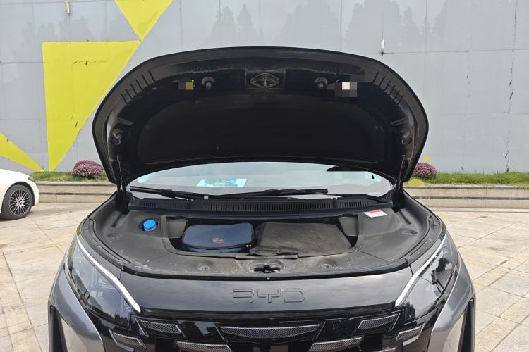 Used BYD Xia 2025 DM-i 1.5T 180km Beyond Edition Engine Bay