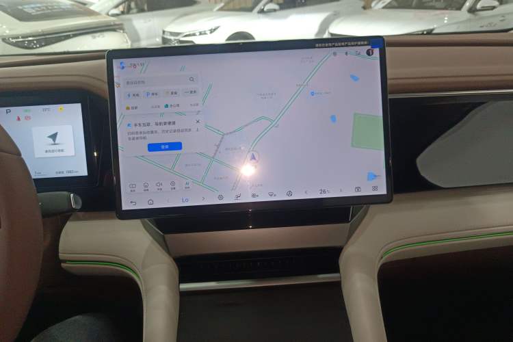 Used BYD Xia 2025 DM-i 1.5T 180km Beyond Edition Audio And AC Panel