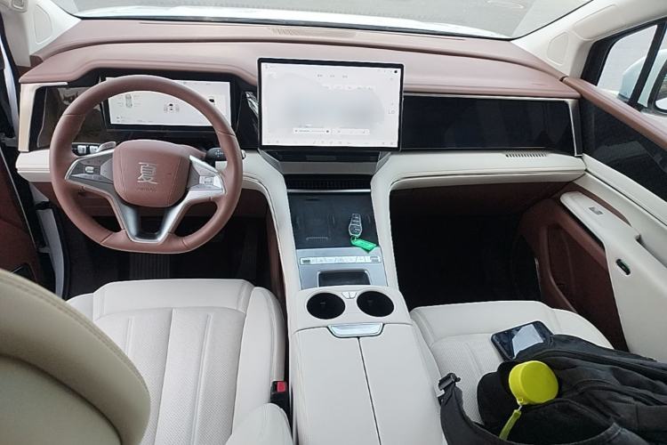 Used BYD Xia 2025 DM-i 1.5T 180km Excellence Model Center Console