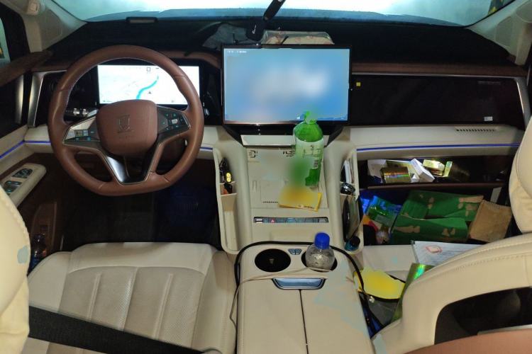 Used BYD Xia 2025 DM-i 1.5T 180km Excellence Model Center Console
