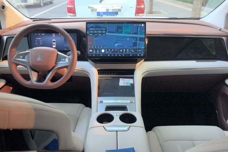 Used BYD Xia 2025 DM-i 1.5T 100km Supreme Edition Center Console