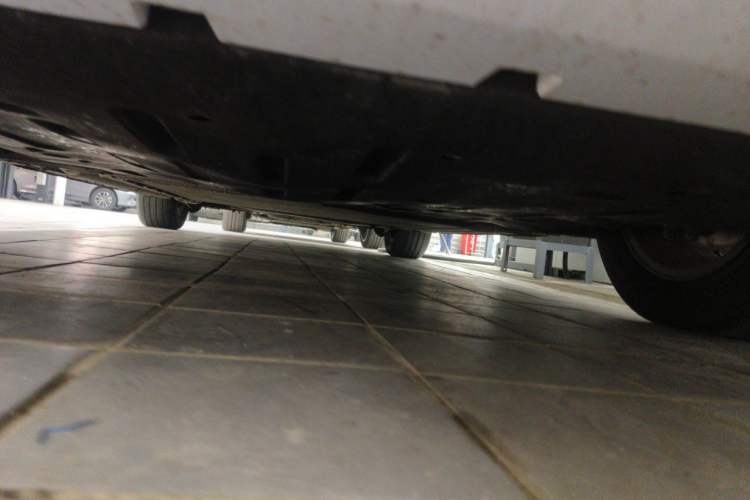 Used BYD Xia 2025 DM-i 1.5T 180km Excellence Model Chassis Front