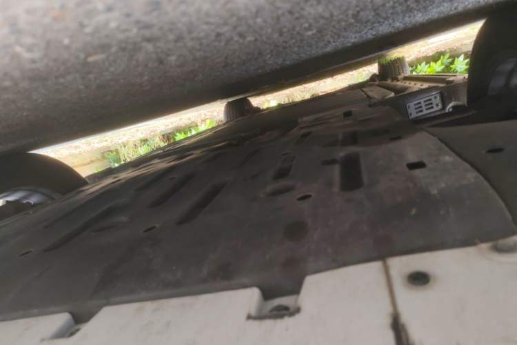 Used BYD Xia 2025 DM-i 1.5T 100km Supreme Edition Chassis Front