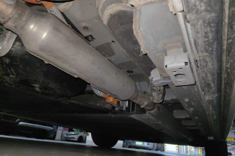 Used BYD Xia 2025 DM-i 1.5T 100km Supreme Edition Chassis Rear Right