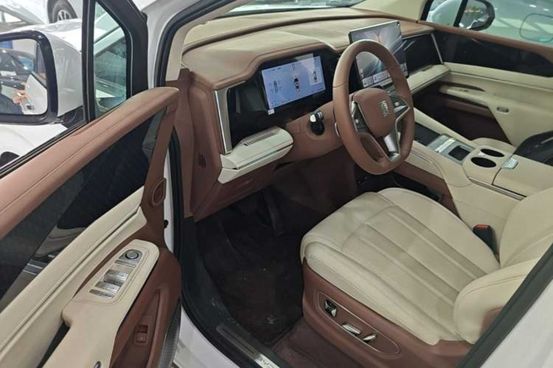 Used BYD Xia 2025 DM-i 1.5T 180km Beyond Edition Driver Seat