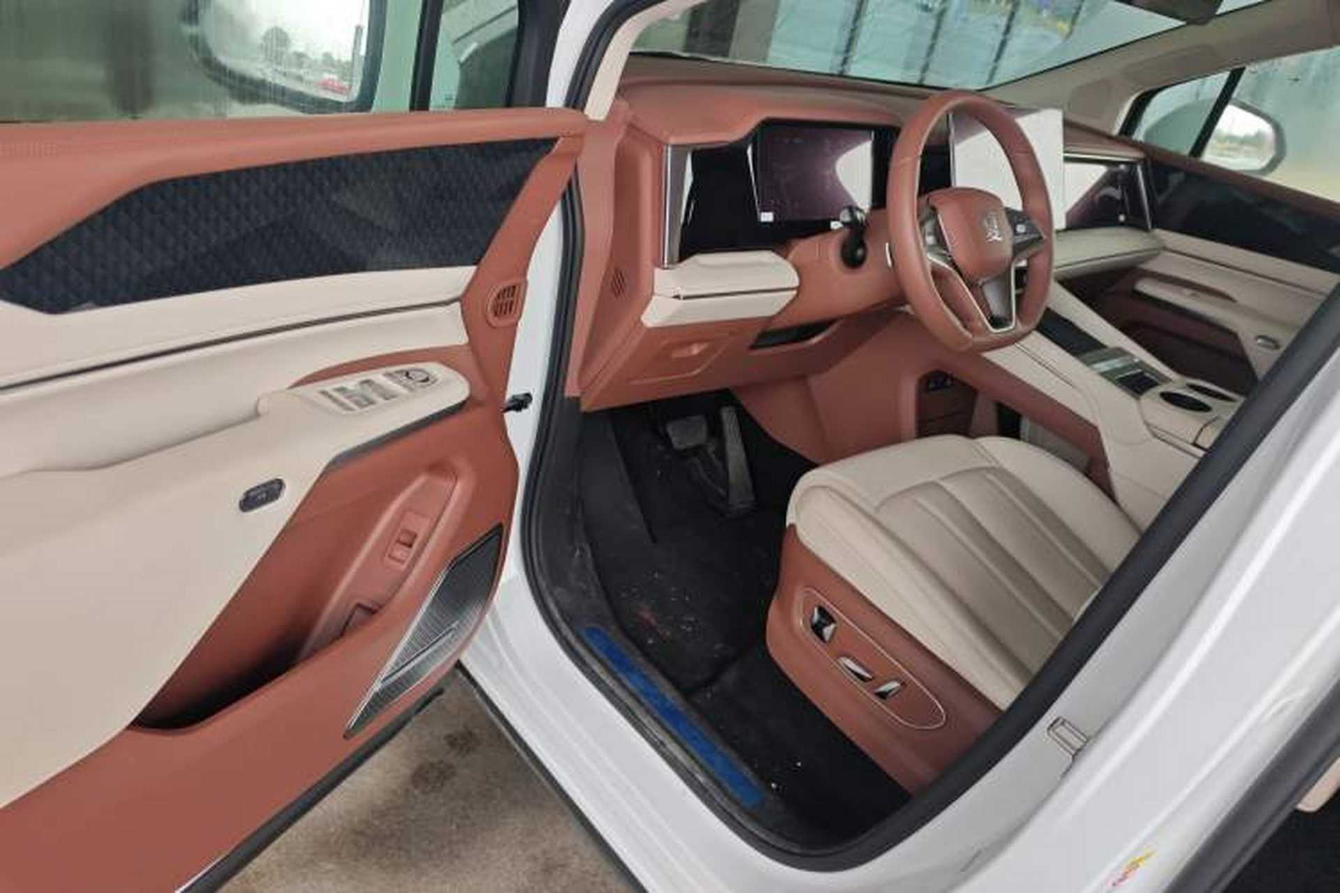 Used BYD Xia 2025 DM-i 1.5T 180km Excellence Model Driver Seat