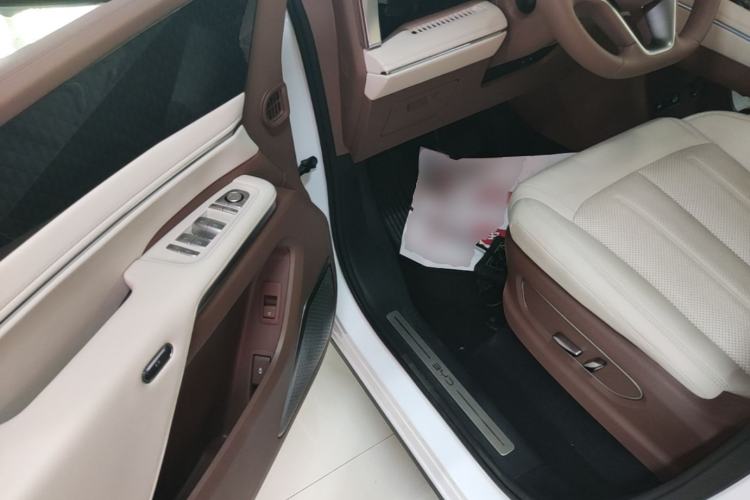 Used BYD Xia 2025 DM-i 1.5T 100km Leading Model Driver Seat