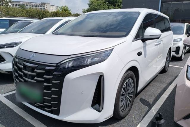Used BYD Xia 2025 DM-i 1.5T 180km Excellence Model