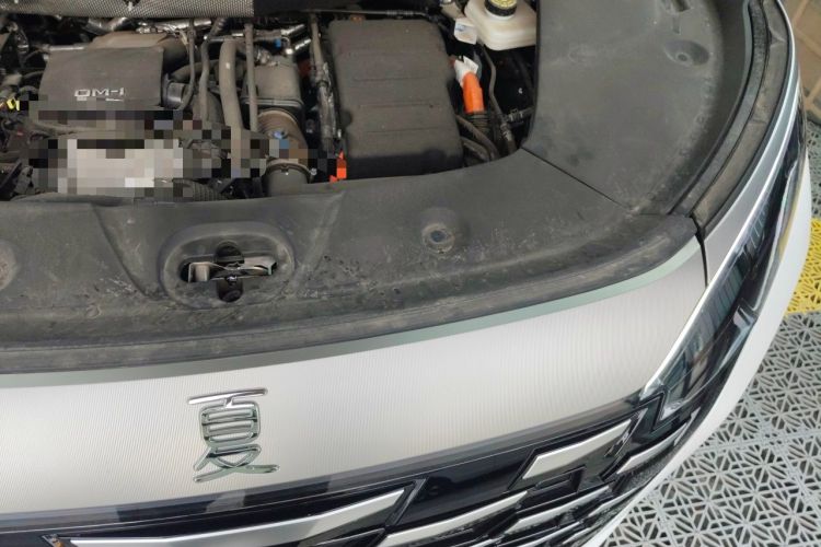 Used BYD Xia 2025 DM-i 1.5T 180km Beyond Edition Engine Bay Left