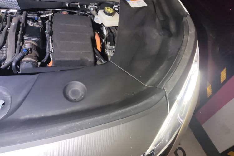 Used BYD Xia 2025 DM-i 1.5T 100km Supreme Edition Engine Bay Left