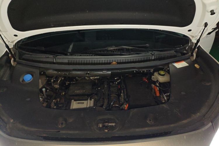 Used BYD Xia 2025 DM-i 1.5T 180km Excellence Model Engine Bay