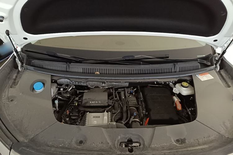 Used BYD Xia 2025 DM-i 1.5T 180km Beyond Edition Engine Bay