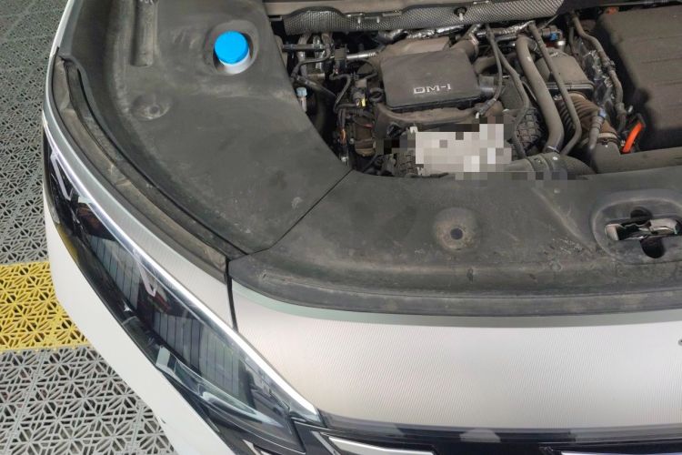 Used BYD Xia 2025 DM-i 1.5T 180km Beyond Edition Engine Bay Right