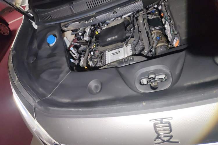 Used BYD Xia 2025 DM-i 1.5T 100km Supreme Edition Engine Bay Right