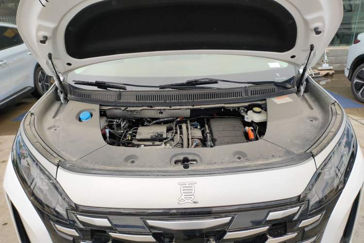 Used BYD Xia 2025 DM-i 1.5T 180km Beyond Edition Engine Bay