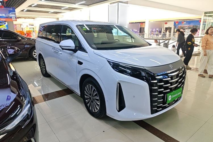 Used BYD Xia 2025 DM-i 1.5T 180km Beyond Edition Exterior 1