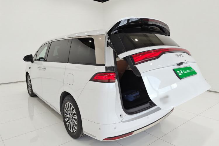 Used BYD Xia 2025 DM-i 1.5T 180km Beyond Edition Exterior 2