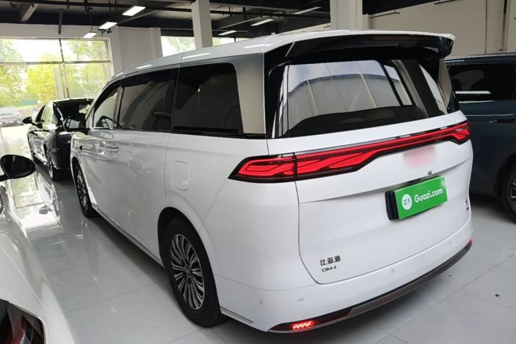 Used BYD Xia 2025 DM-i 1.5T 180km Beyond Edition Exterior 2