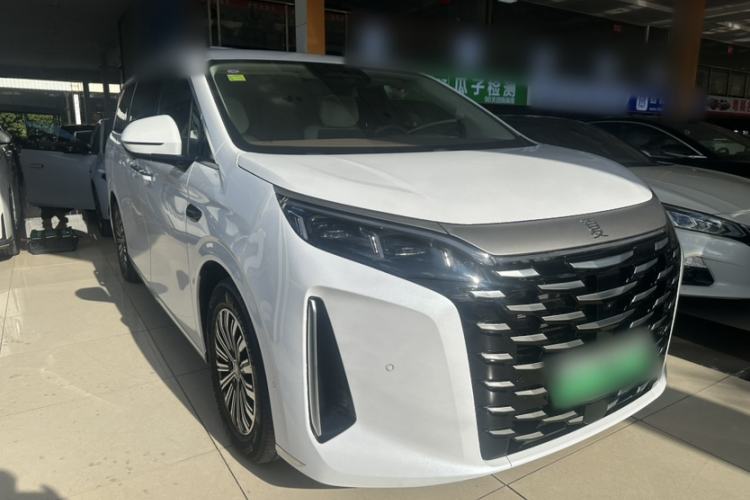 Used BYD Xia 2025 DM-i 1.5T 180km Excellence Model Exterior 2