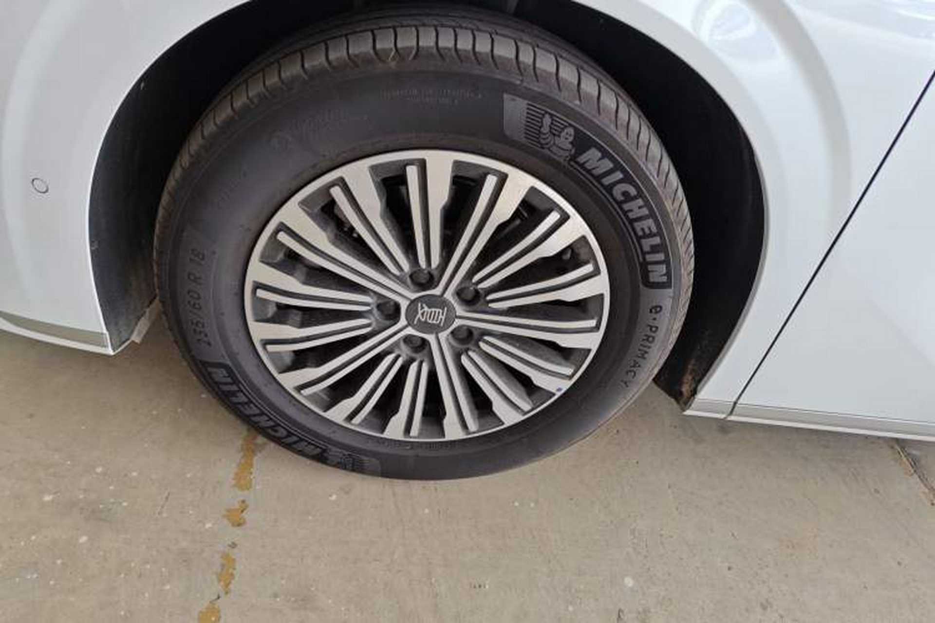 Used BYD Xia 2025 DM-i 1.5T 180km Beyond Edition Exterior 4