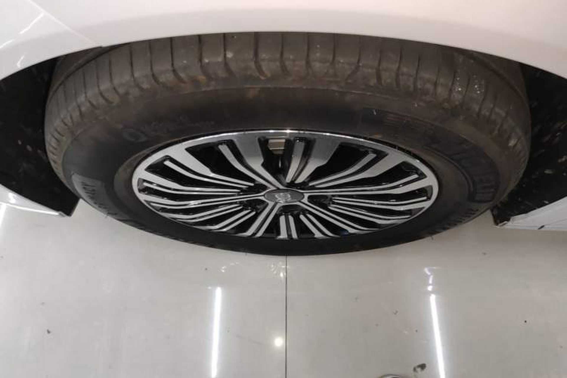 Used BYD Xia 2025 DM-i 1.5T 180km Excellence Model Exterior 4