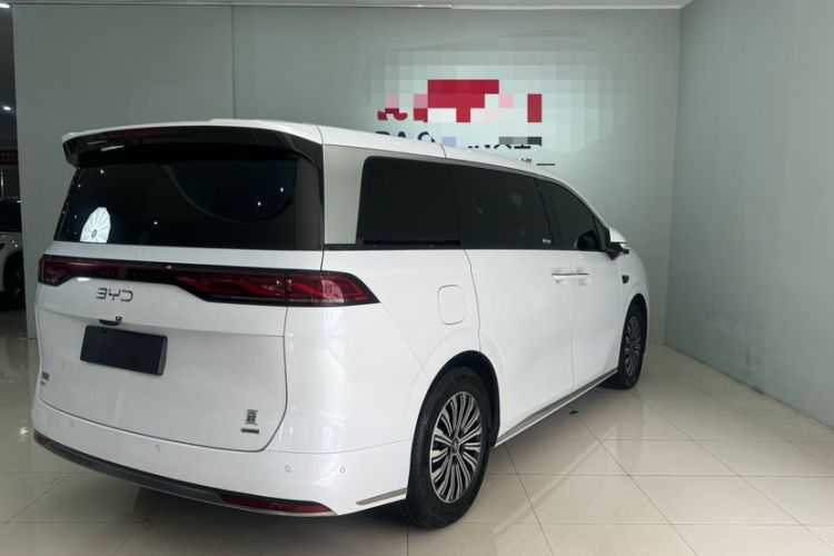 Used BYD Xia 2025 DM-i 1.5T 180km Beyond Edition Exterior 5