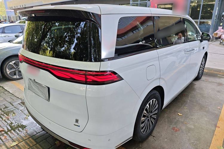 Used BYD Xia 2025 DM-i 1.5T 180km Excellence Model Exterior 5