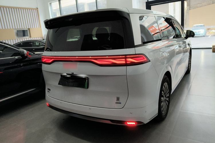 Used BYD Xia 2025 DM-i 1.5T 180km Beyond Edition Exterior 5