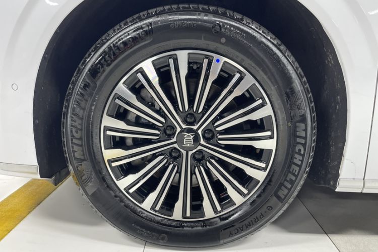 Used BYD Xia 2025 DM-i 1.5T 180km Excellence Model Exterior 6