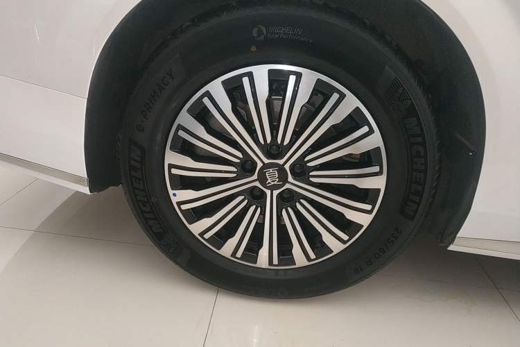 Used BYD Xia 2025 DM-i 1.5T 180km Excellence Model Exterior 8