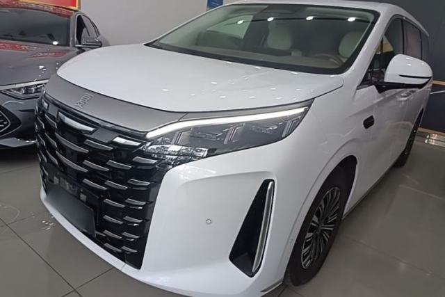 Used BYD Xia 2025 DM-i 1.5T 180km Beyond Edition