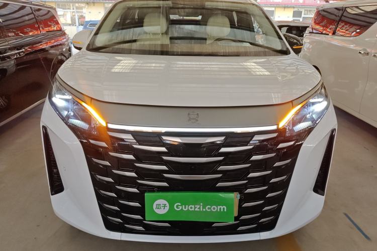 Used BYD Xia 2025 DM-i 1.5T 180km Beyond Edition Front