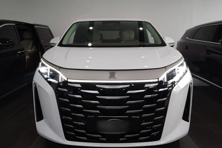Used BYD Xia 2025 DM-i 1.5T 180km Excellence Model Front