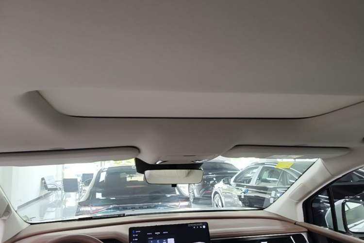 Used BYD Xia 2025 DM-i 1.5T 180km Beyond Edition Headliner