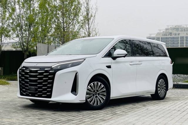 Used BYD Xia 2025 DM-i 1.5T 180km Excellence Model