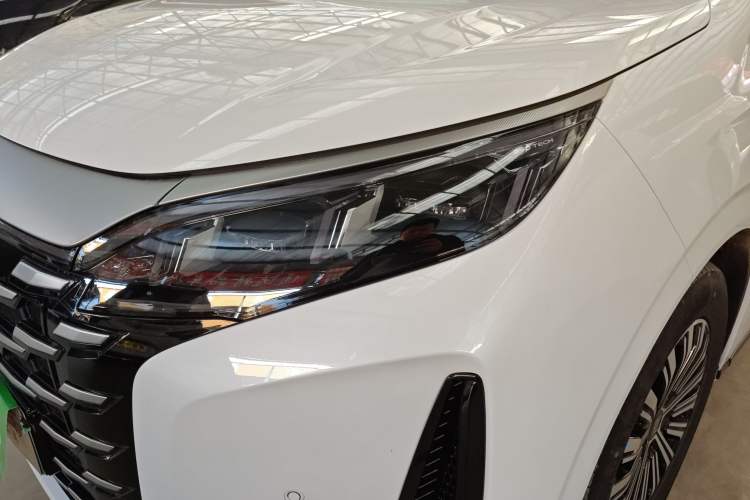 Used BYD Xia 2025 DM-i 1.5T 180km Beyond Edition Left Front Headlight