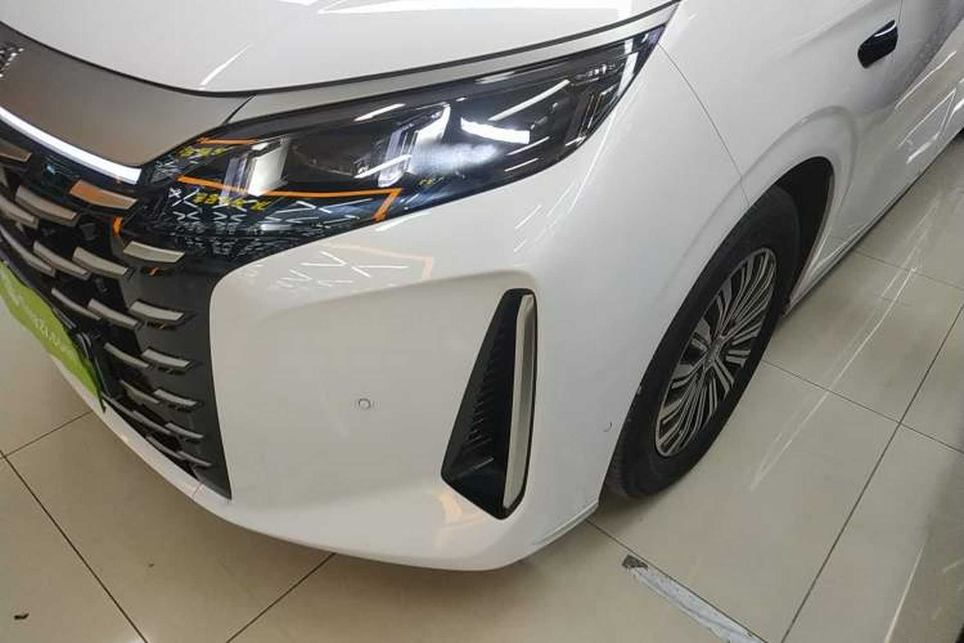 Used BYD Xia 2025 DM-i 1.5T 180km Beyond Edition Left Front Headlight