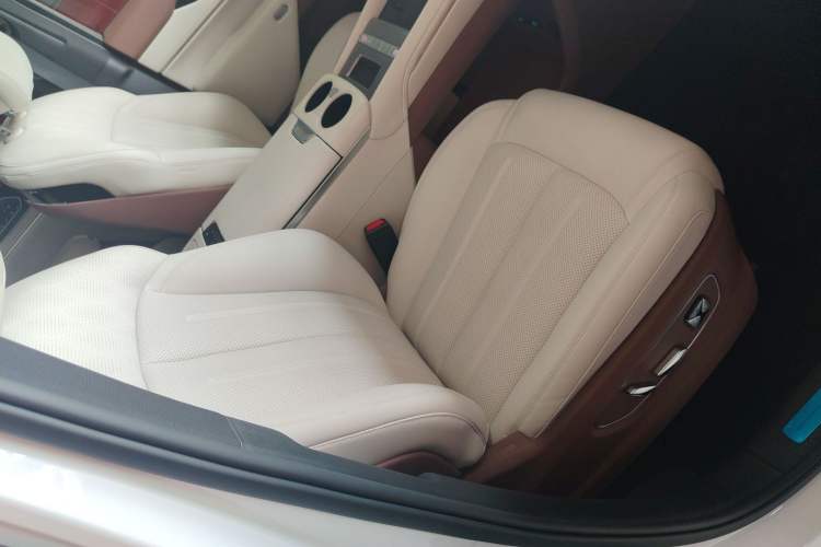 Used BYD Xia 2025 DM-i 1.5T 180km Beyond Edition Left Front Seat