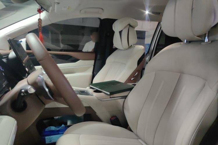 Used BYD Xia 2025 DM-i 1.5T 100km Supreme Edition Left Front Seat