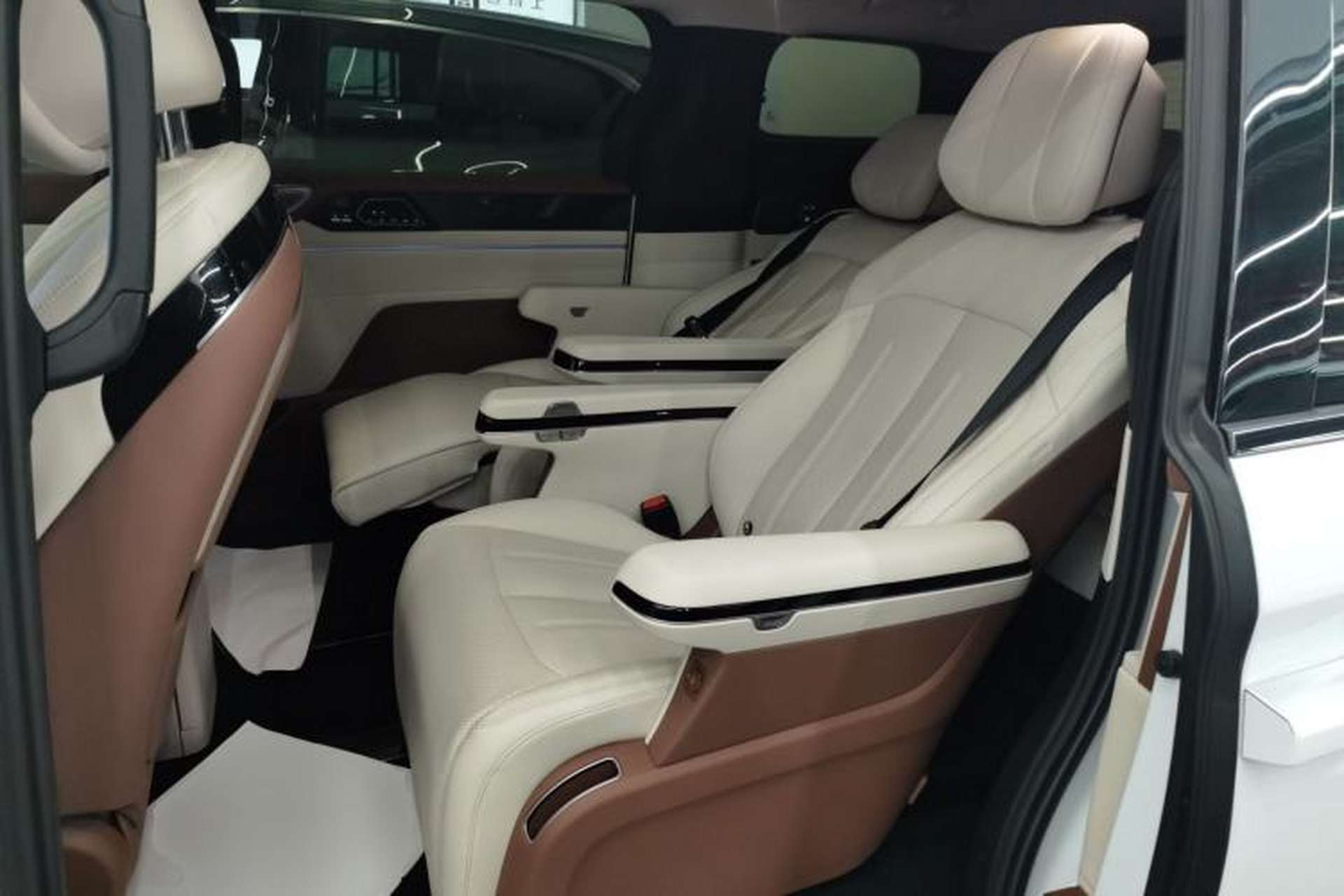 Used BYD Xia 2025 DM-i 1.5T 180km Beyond Edition Left Rear Seat