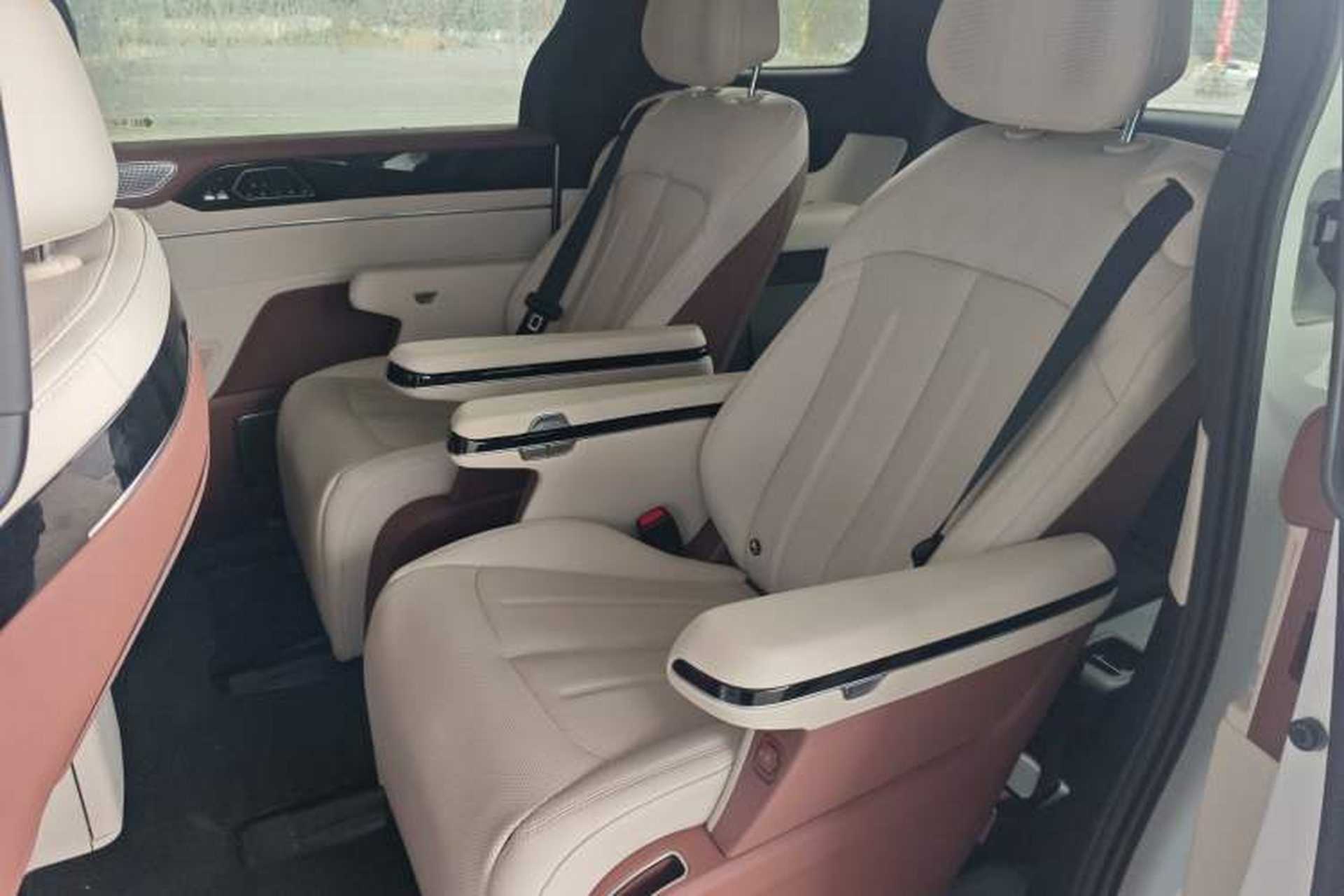 Used BYD Xia 2025 DM-i 1.5T 180km Excellence Model Left Rear Seat