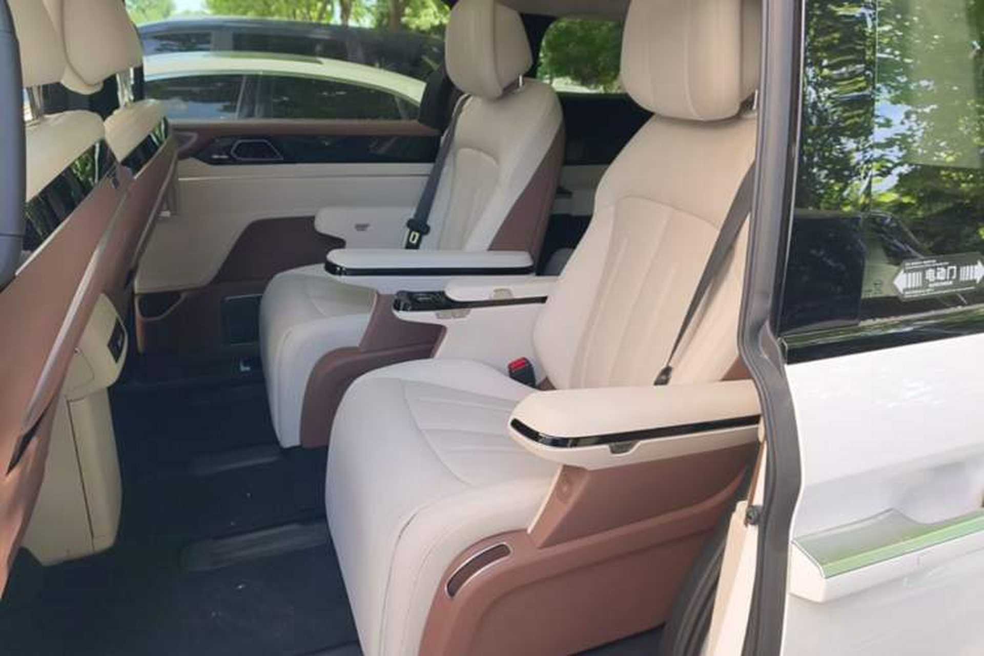 Used BYD Xia 2025 DM-i 1.5T 180km Beyond Edition Left Rear Seat