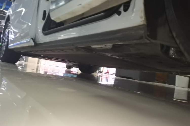 Used BYD Xia 2025 DM-i 1.5T 180km Beyond Edition Left Side Sill