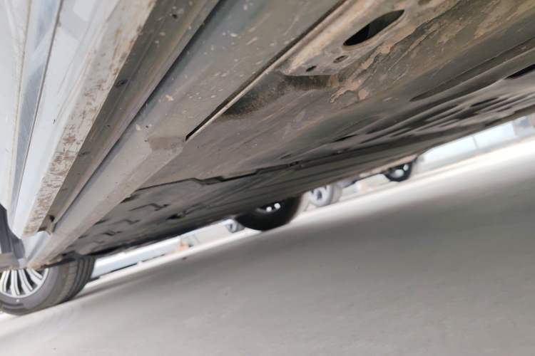 Used BYD Xia 2025 DM-i 1.5T 100km Supreme Edition Left Side Sill